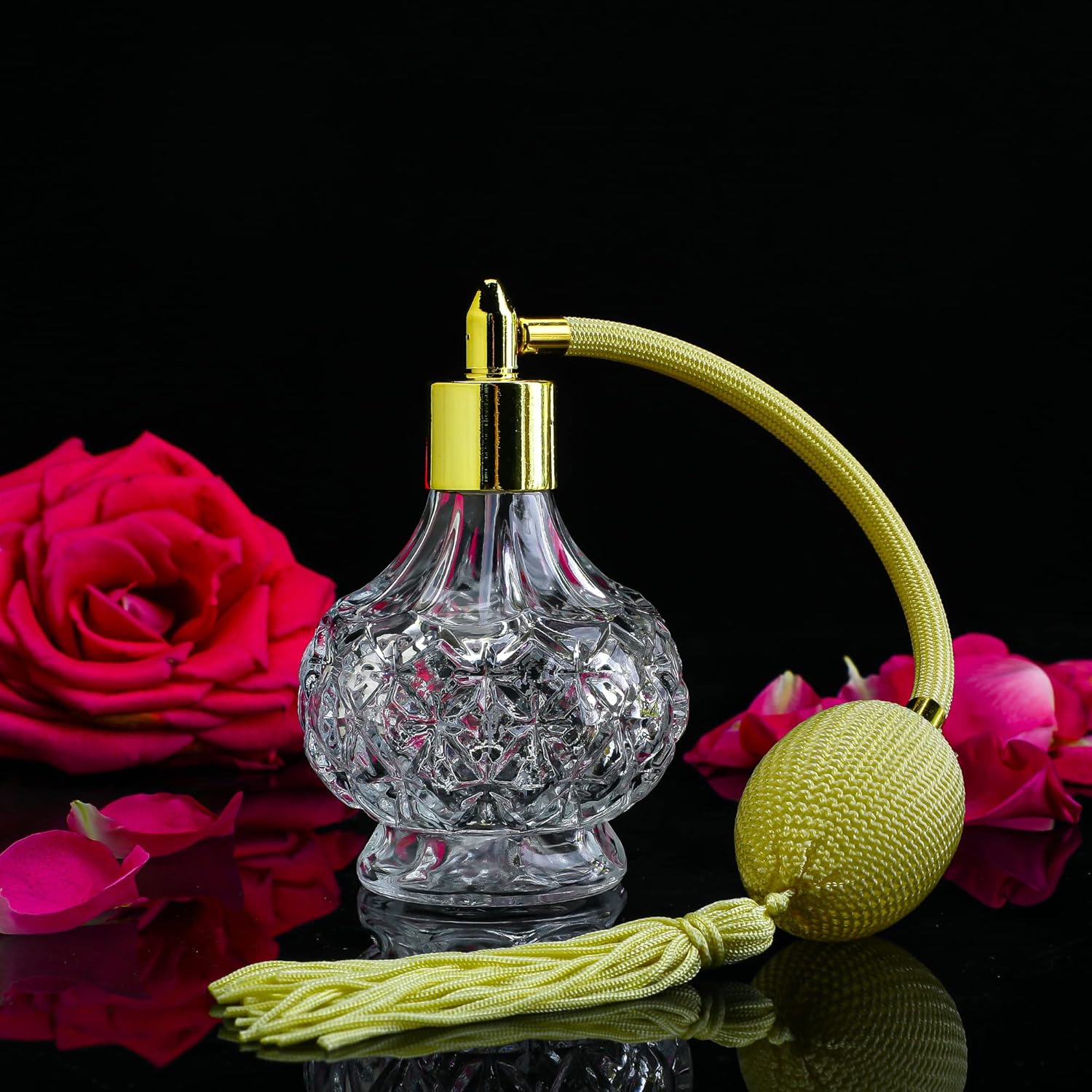 HD Charming Clear Checked Carved Glass Perfume Bottle with Spray Atomizer